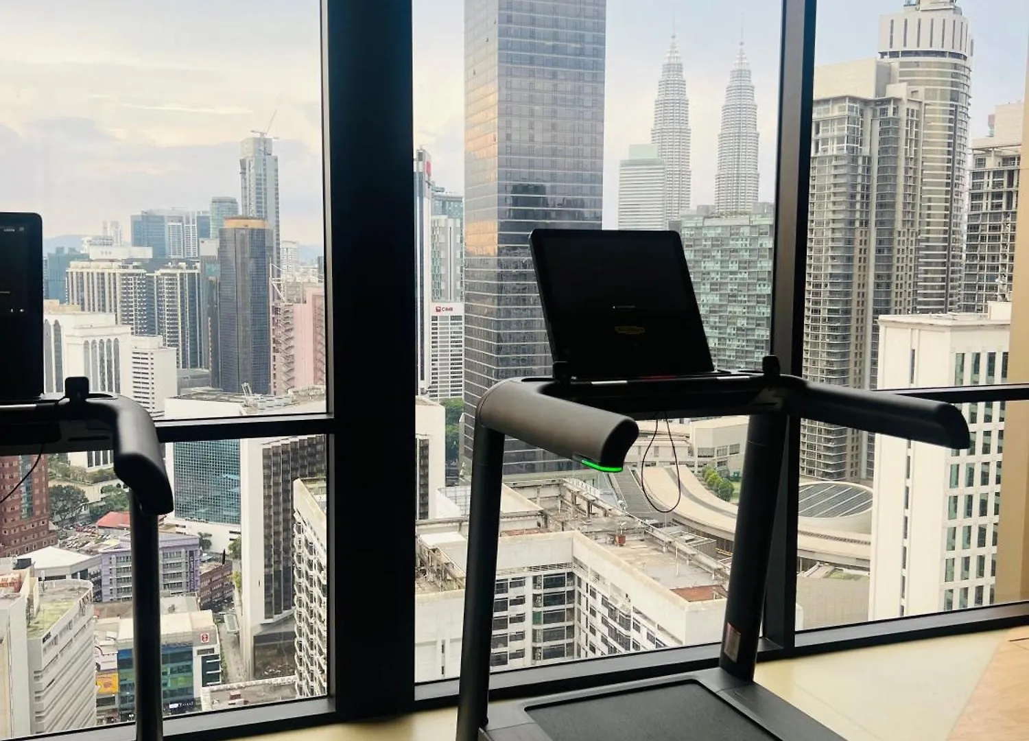 The Dream Suites At Axon Residence Kl كوالالمبور 0*,